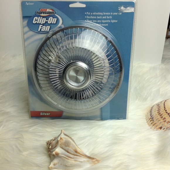 Auto Expressions Clip-On Fan Silver NIP Oscillates Great for an older vehicle - Picture 2 of 7